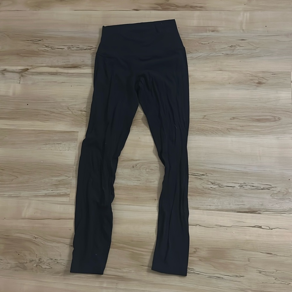 black Lululemon leggings